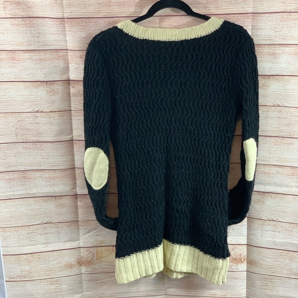 Tulle Long Sleeve 5 Button Cardigan - Picture 2 of 6